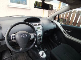 2007 Toyota Yaris Multimode II, красный, 350000 рублей, вид 5