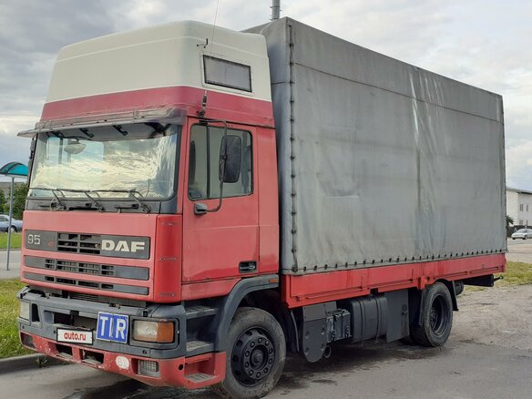 1991 DAF XF 95, красный, 335040 рублей