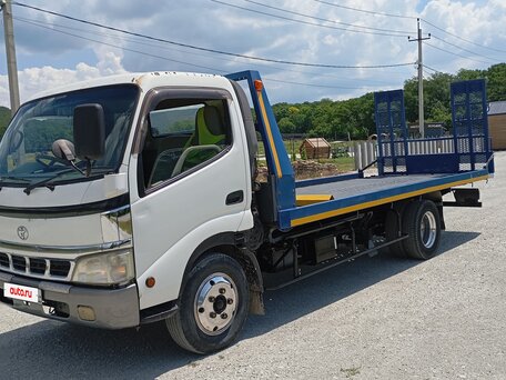2003 Toyota Dyna, белый, 2700000 рублей, вид 2