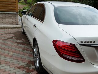 2020 Mercedes-Benz E-Класс 220 d V (W213, S213, C238), белый, 4650000 рублей, вид 3