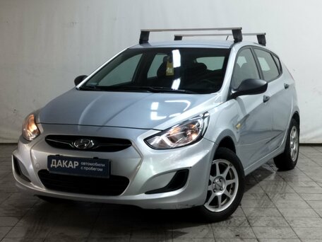 2014 Hyundai Solaris I, серебристый, 700000 рублей, вид 1