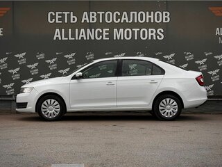 2019 Skoda Rapid I Рестайлинг, белый, 770000 рублей, вид 4