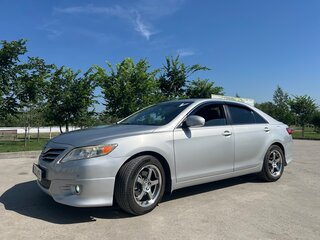 2009 Toyota Camry VI (XV40) Рестайлинг, серебристый, 1200000 рублей, вид 2