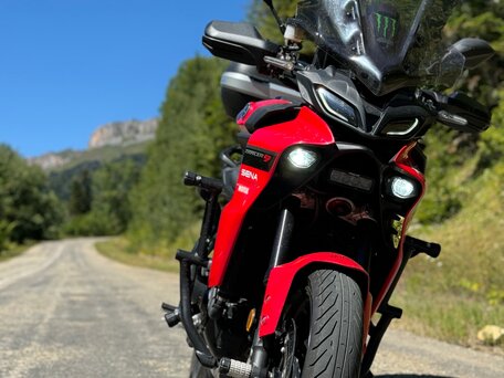 2021 Yamaha Tracer 900, красный, 1150000 рублей, вид 1