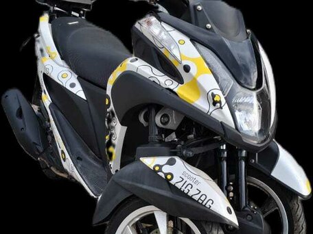 2018 Yamaha Tricity, белый, 160000 рублей, вид 1
