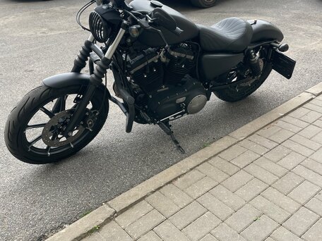 2018 Harley-Davidson Sportster 883, чёрный, 900000 рублей, вид 2