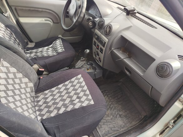 2007 Renault Logan I, зелёный, 320000 рублей - вид 9