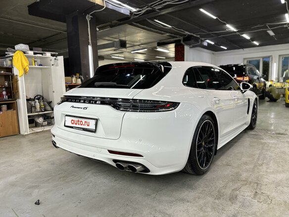 2021 Porsche Panamera 4S Sport Turismo II Рестайлинг, белый, 12000000 рублей - вид 11
