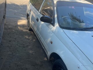 1996 Toyota Caldina I Рестайлинг, белый, 230000 рублей, вид 3