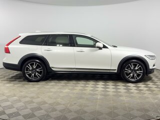 2018 Volvo V90 Cross Country I, белый, 3343900 рублей, вид 5