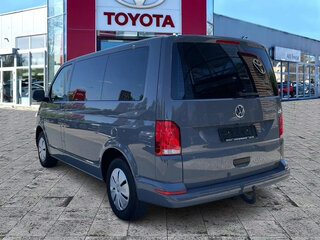 2022 Volkswagen Multivan T6 Рестайлинг, серый, 4800000 рублей, вид 4