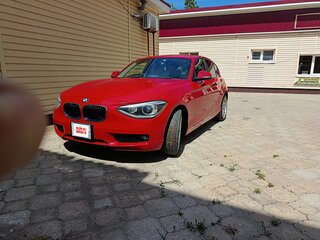 2014 BMW 1 серии 116i II (F20/F21), красный, 1360000 рублей, вид 3