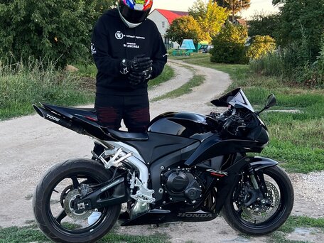 2007 Honda CBR 600RR, чёрный, 810000 рублей, вид 5