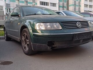 1999 Volkswagen Passat B5, зелёный, 330000 рублей, вид 3
