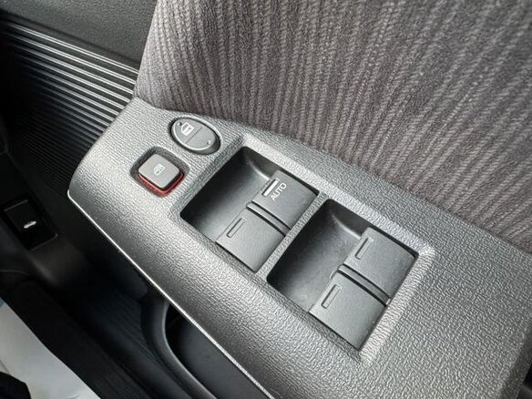 2016 Honda Freed I Рестайлинг 2, серебристый, 921000 рублей - вид 24
