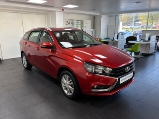 2017 Lada (ВАЗ) Vesta SW I, красный, 780000 рублей, вид 3