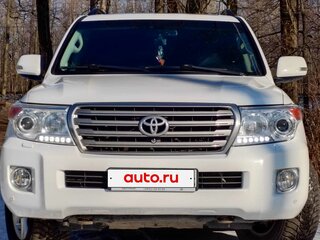 2013 Toyota Land Cruiser 200 Series Рестайлинг 1, белый, 3500000 рублей, вид 1