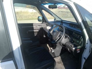 2015 Honda Stepwgn Spada V, белый, 1800000 рублей, вид 5