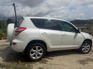 2011 Toyota RAV4 III (XA30) Рестайлинг, белый, 1350000 рублей, вид 4
