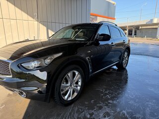 2017 Infiniti QX70, чёрный, 4400000 рублей, вид 1
