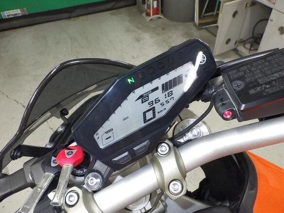 2014 Yamaha MT-09 (FZ-09), оранжевый, 655000 рублей - вид 7