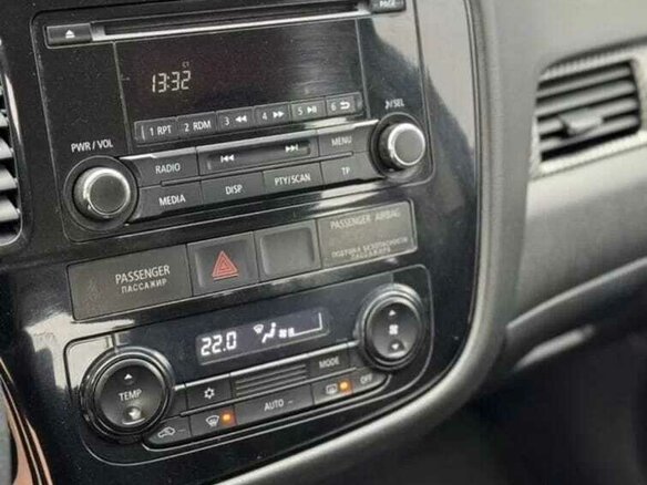 2012 Mitsubishi Outlander III, серебристый, 1300000 рублей - вид 8