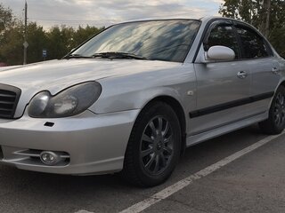 2004 Hyundai Sonata ТагАЗ IV (EF) Рестайлинг, серебристый, 645000 рублей, вид 1