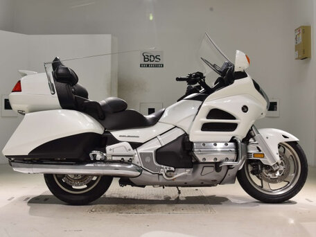2013 Honda GL 1800 Gold Wing, белый, 1400000 рублей, вид 1