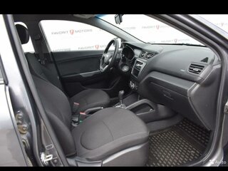 2013 Kia Rio III, серебристый, 800000 рублей, вид 1