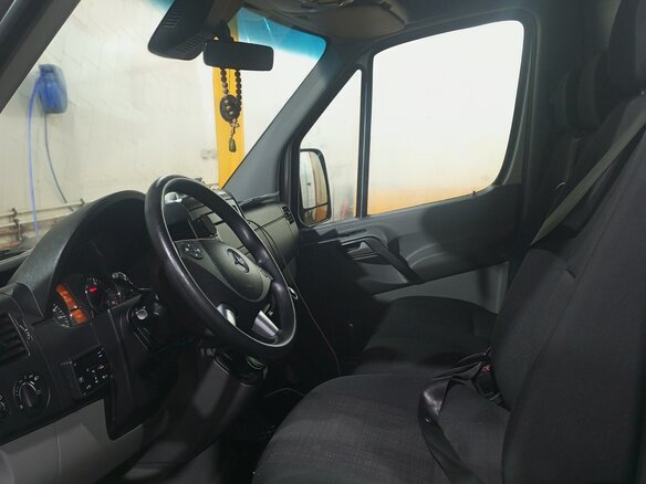 2015 Mercedes-Benz Sprinter, серебристый, 3000000 рублей - вид 7