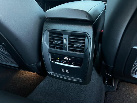 2021 BMW 3 серии 320i VII (G2x), чёрный - вид 18