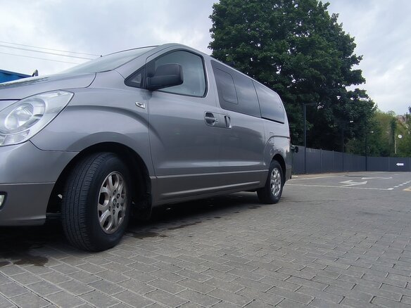 2012 Hyundai H-1 II, серебристый, 1850000 рублей