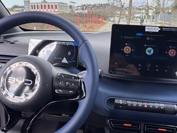 2025 BYD Seagull 30.08 kWh I, чёрный - вид 4