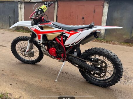 2020 Beta RR 2T 250/300, красный, 460000 рублей, вид 1