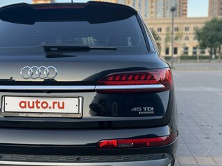 2021 Audi Q7 45 TDI II (4M) Рестайлинг, чёрный, 6500000 рублей, вид 5
