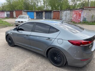 2017 Hyundai Elantra VI (AD), серый, 1400000 рублей, вид 5