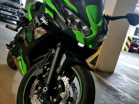 2020 Kawasaki Ninja 650, зелёный, 845000 рублей, вид 5