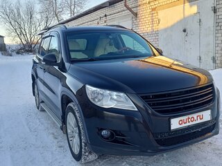 2008 Volkswagen Tiguan I, чёрный, 700000 рублей, вид 2