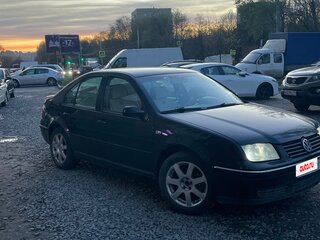 2004 Volkswagen Bora I, чёрный, 450000 рублей, вид 3