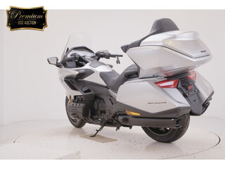 2025 Honda GL 1800 Gold Wing, серый, 3400000 рублей, вид 4