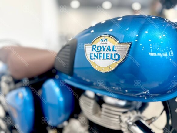 2026 Royal Enfield Classic 350, голубой, 497000 рублей - вид 14