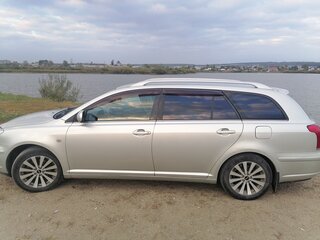 2004 Toyota Avensis II, серебристый, 850000 рублей, вид 5