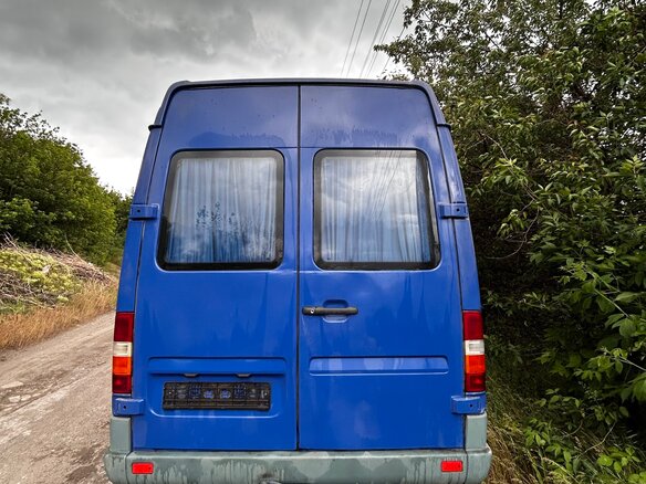 2002 Mercedes-Benz Sprinter, синий, 1660000 рублей - вид 1