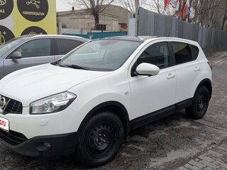 2013 Nissan Qashqai I Рестайлинг, белый, 1050000 рублей, вид 1