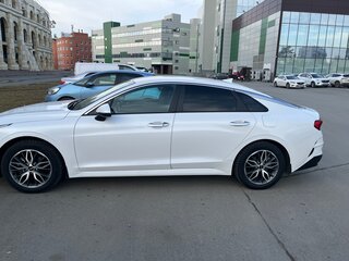 2021 Kia K5 III, белый, 2025000 рублей, вид 4