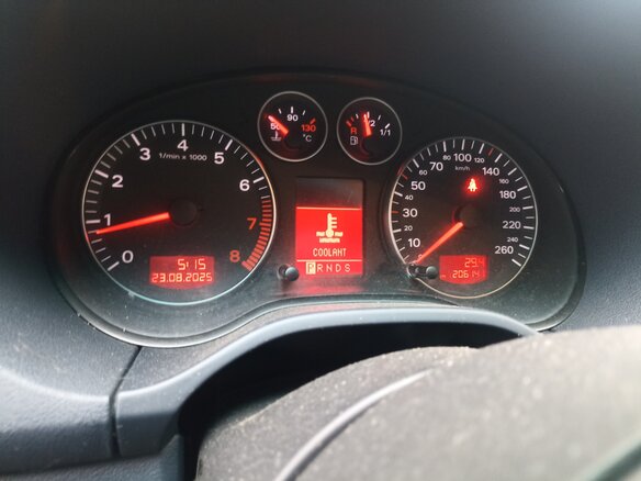 2006 Audi A3 II (8P) Рестайлинг 1, голубой, 520000 рублей - вид 3
