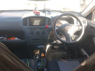 2002 Toyota Probox I, белый, 455000 рублей, вид 2