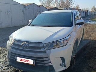 2021 Toyota Highlander III (XU50) Рестайлинг, белый, 4300000 рублей, вид 1
