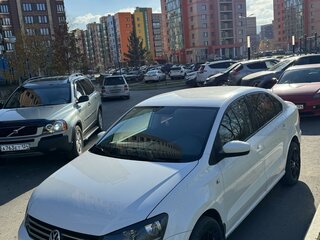 2017 Volkswagen Polo V Рестайлинг, белый, 1500000 рублей, вид 4