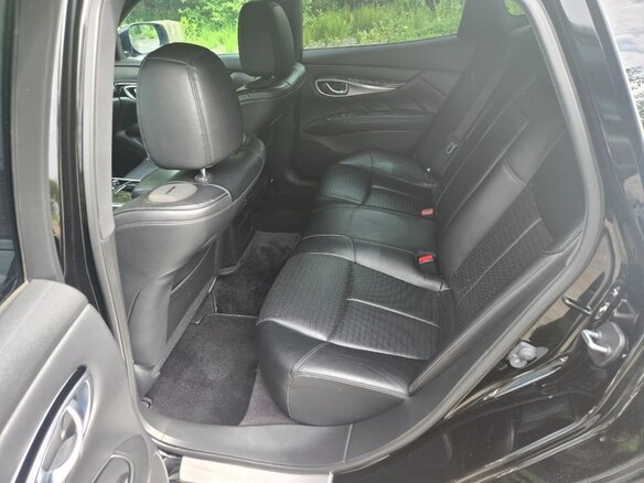 2016 Infiniti Q70 I Рестайлинг, чёрный, 2600000 рублей - вид 21